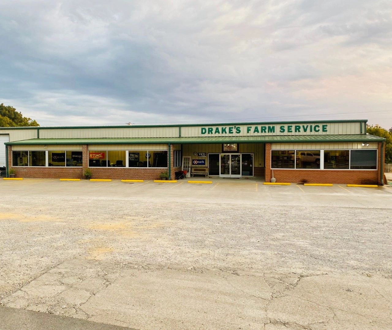 Drake's Farm Service